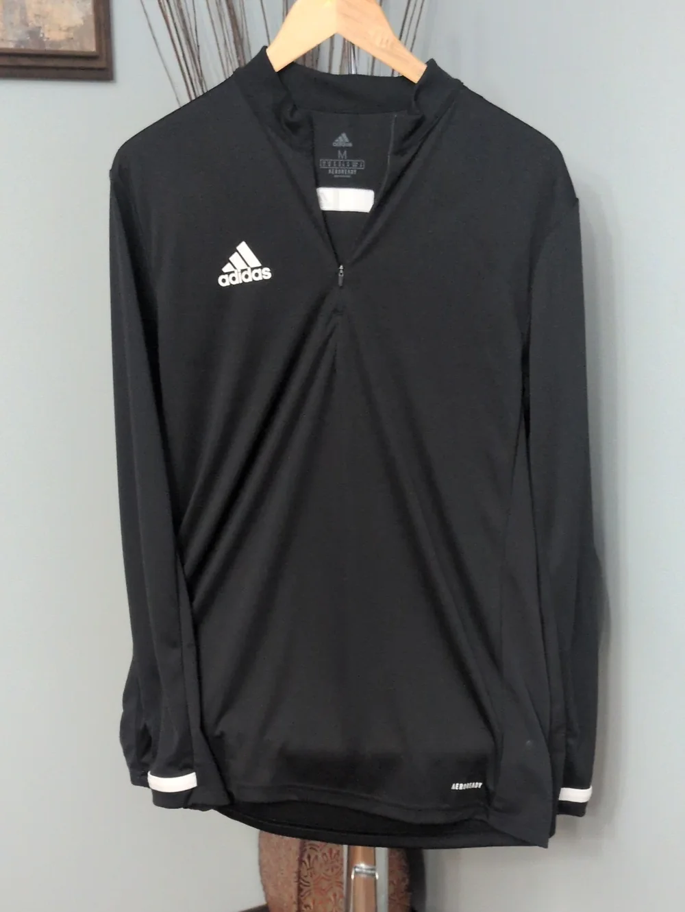 adidas Men’s Black Aeroready Long-Sleeve Half-Zip Athletic Pullover with White